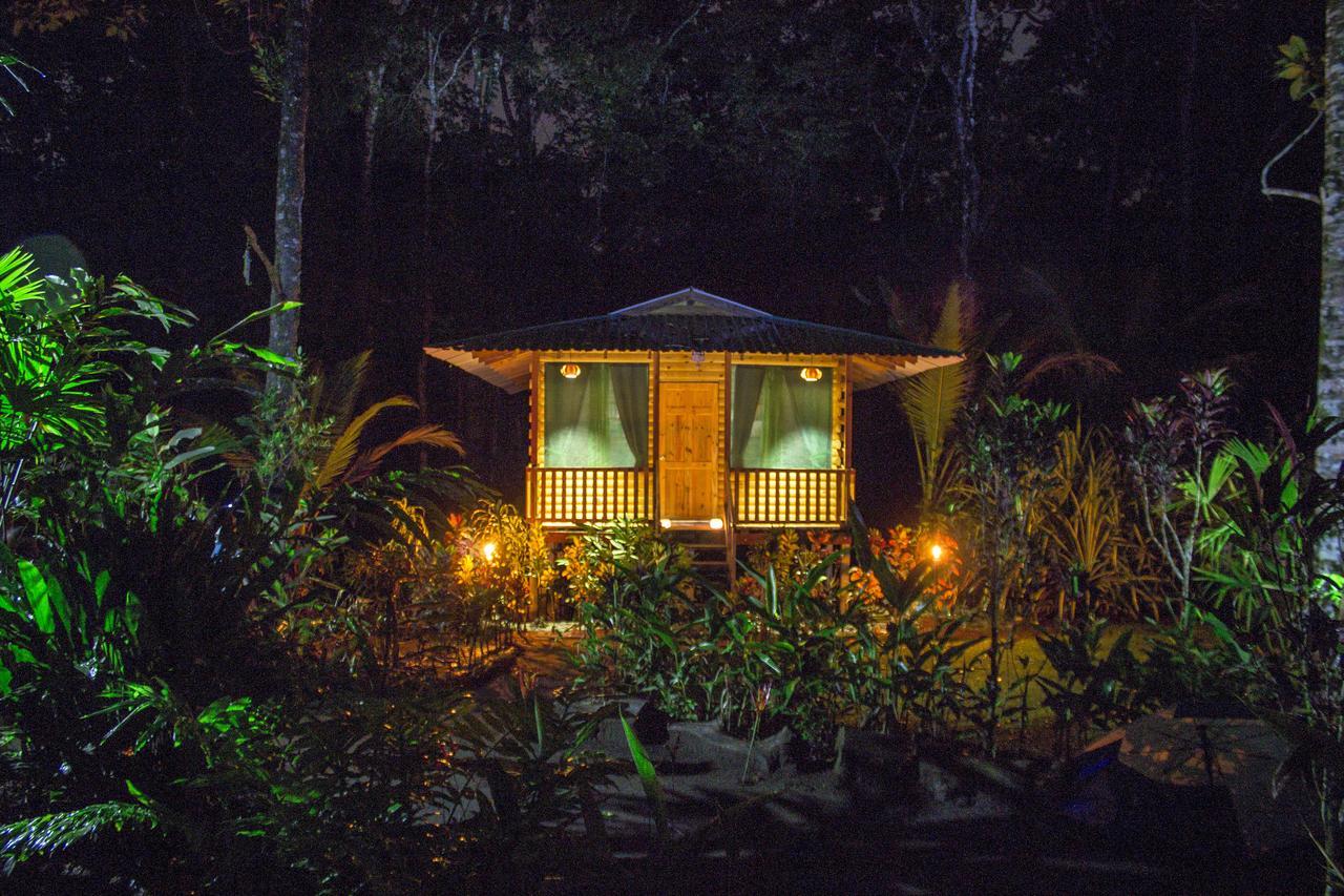 Lirio Lodge Barra de Pacuare Exterior foto