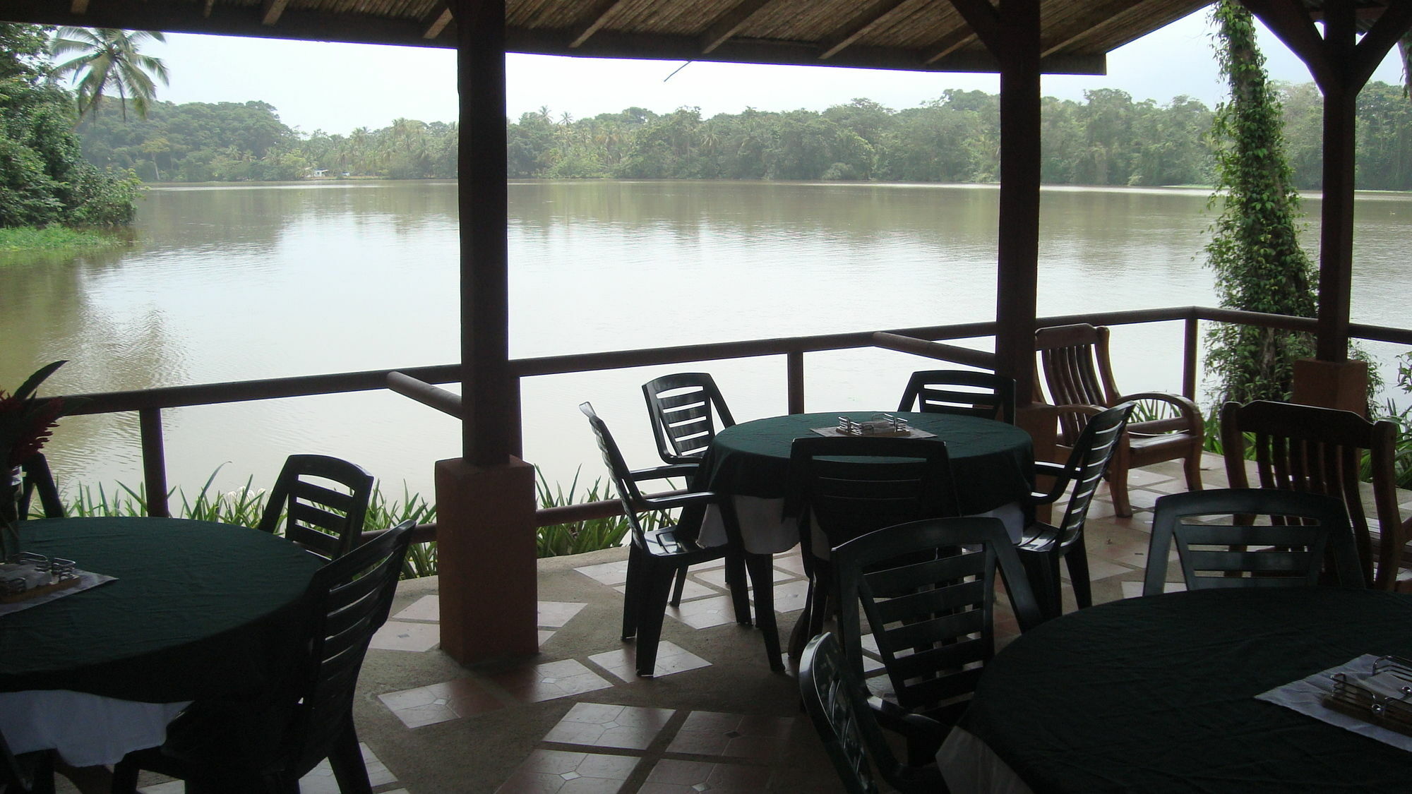 Lirio Lodge Barra de Pacuare Exterior foto